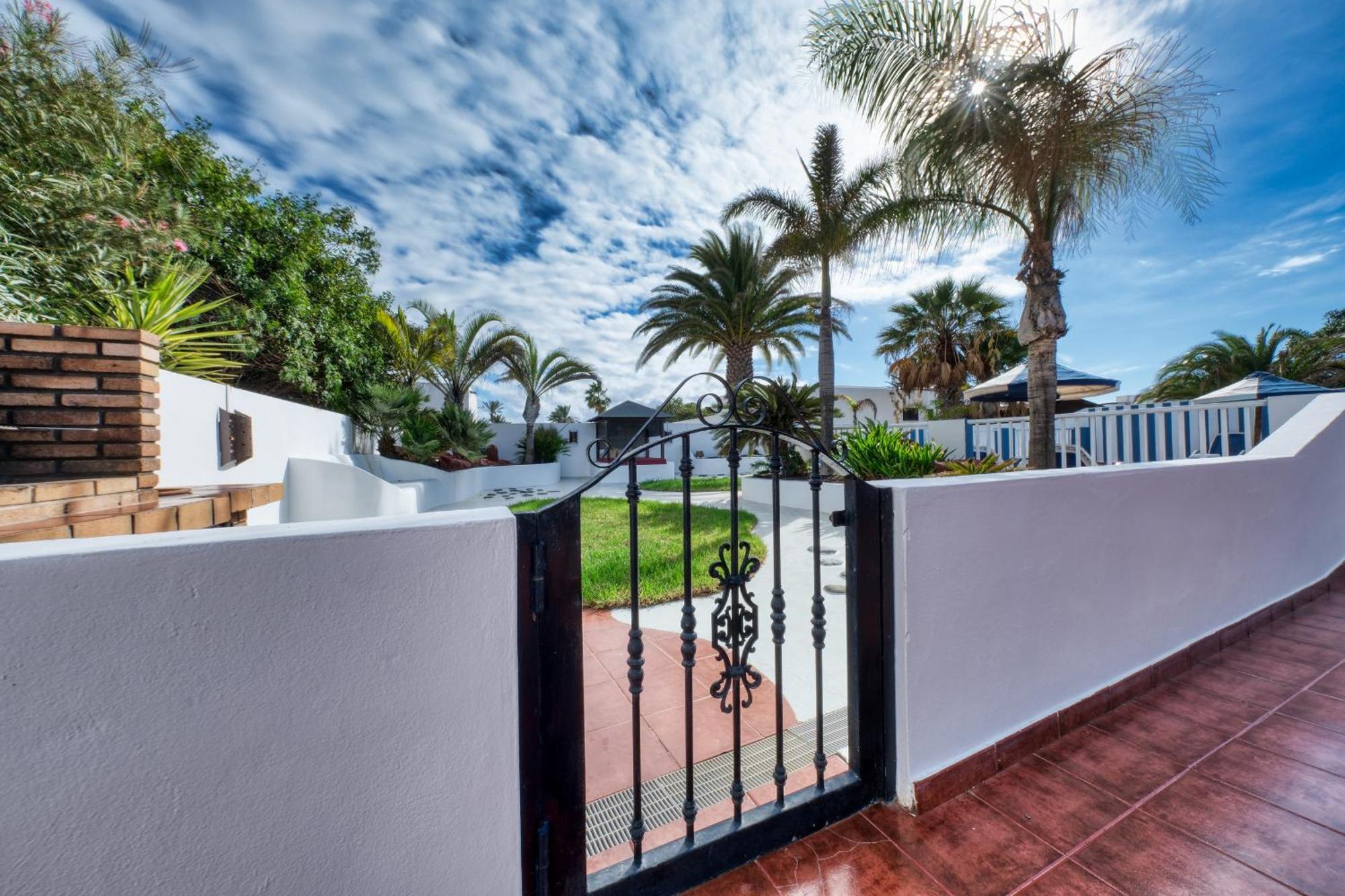 Villa Picasso Private Pool 普拉亚布兰卡 外观 照片
