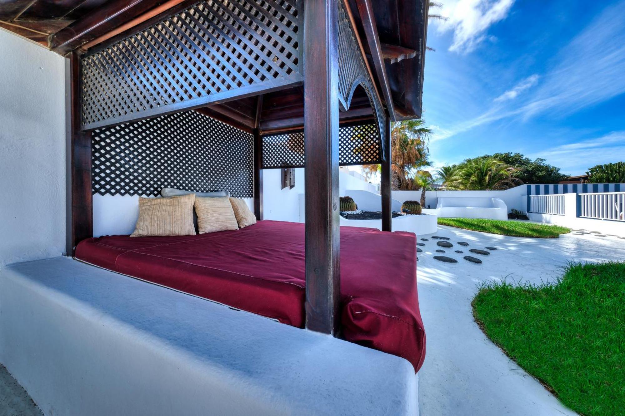 Villa Picasso Private Pool 普拉亚布兰卡 外观 照片