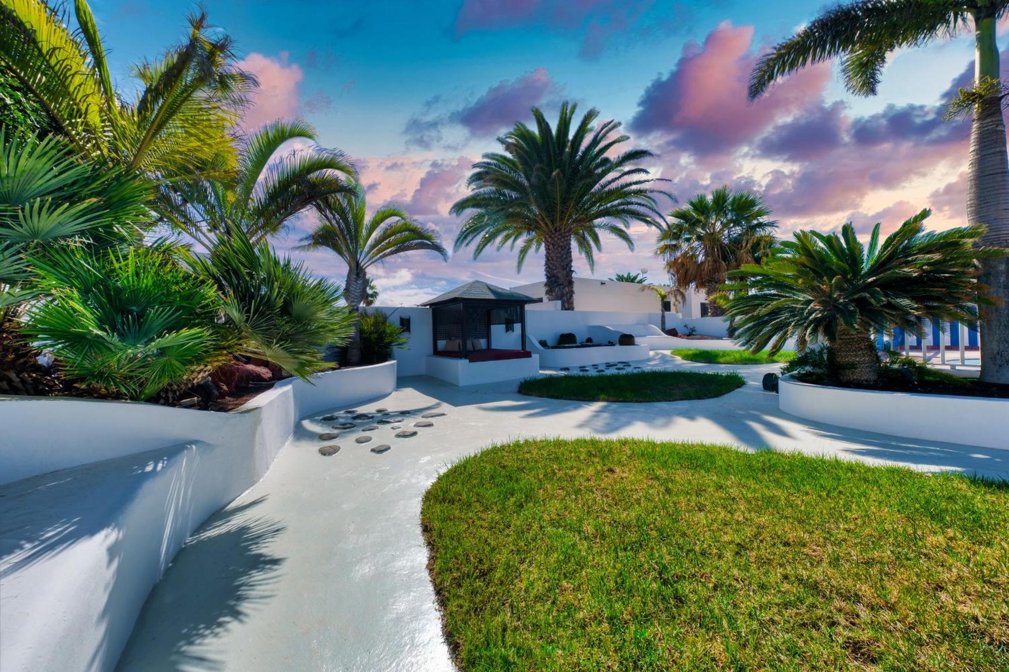 Villa Picasso Private Pool 普拉亚布兰卡 外观 照片